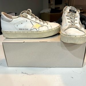 Golden Goose Hi Star Low-Top Leather Sneakers